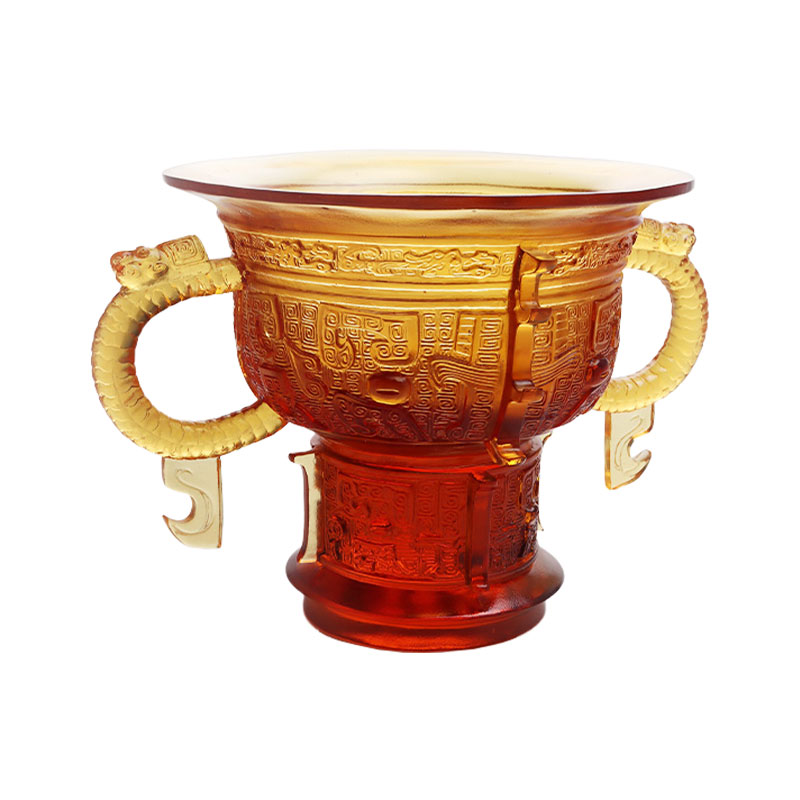 Tripod Sínis le láimhseáil chluasa dragan agus patrún dealga