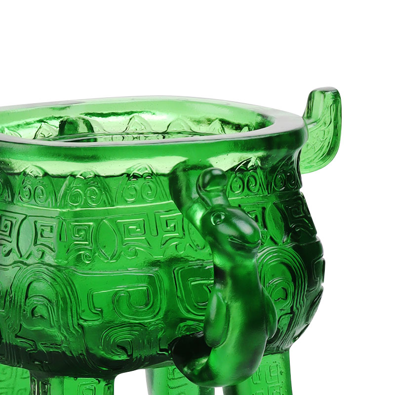 Tripod Crystal Glass emerald green le lámha cluas-chruthach