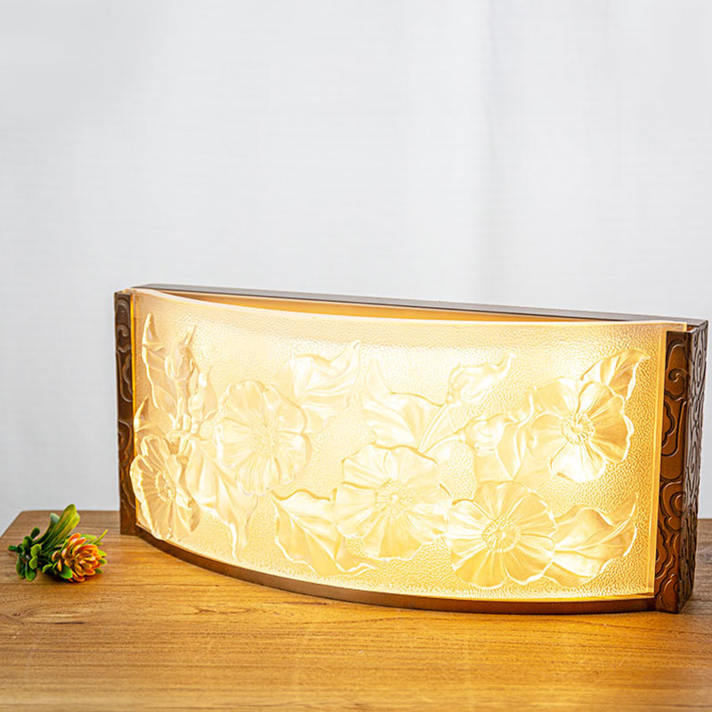 Ornáidí lampa maisiúil gloine le patrún bláthanna hibiscus