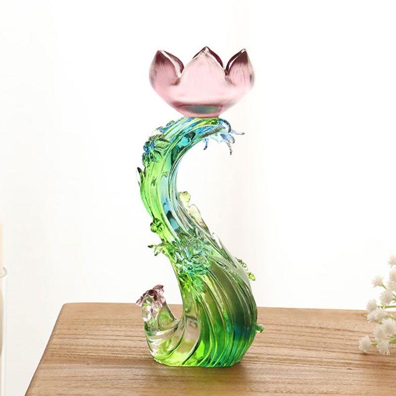 Coinnleoir cruth Lotus Crystal Glass