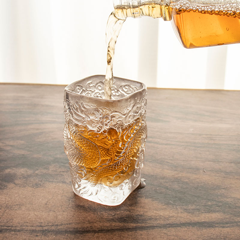 Antique Dragon faoisimh gloine fíona cupán tae cupán