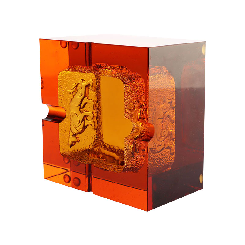 luaithreadán gloine dearg le patrúin ainmhithe cabhraithe fíorálainn