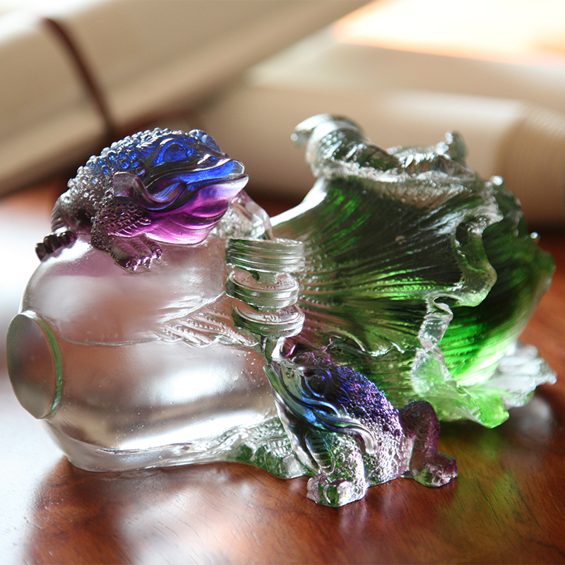 Ornáidí Dealbhóireachta Buafaí Órga Crystal Glass