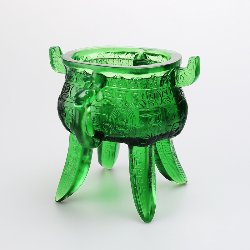 Tripod Crystal Glass emerald green le lámha cluas-chruthach