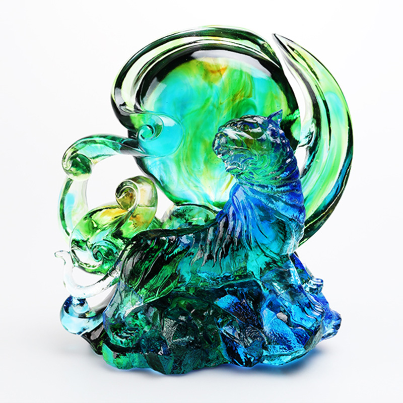 Ornáidí tíogair gloine criostail trédhearcach gorm-uaine